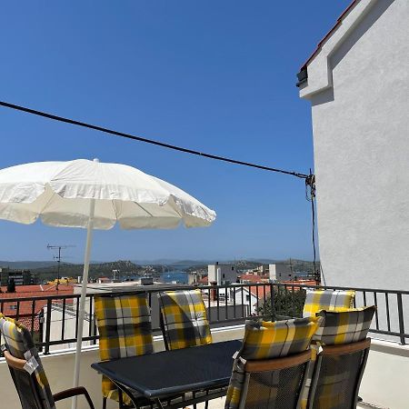 Apartment Simaris - Spacious With Terrace And Sea View Σίμπενικ Εξωτερικό φωτογραφία
