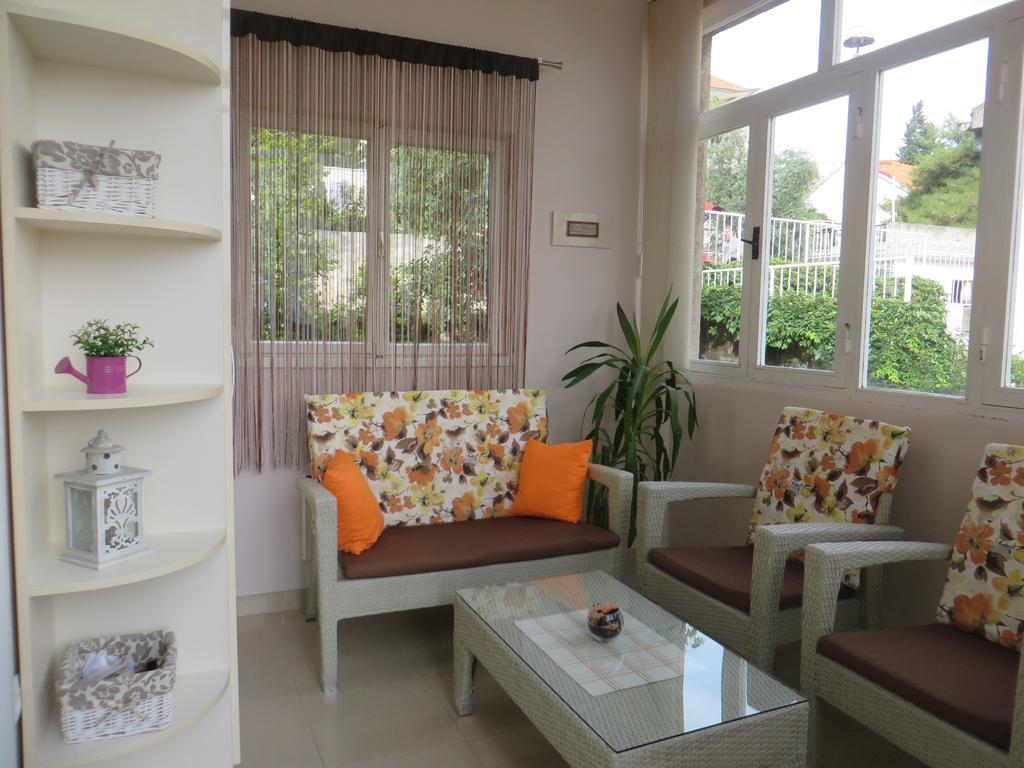 Apartment Simaris - Spacious With Terrace And Sea View Σίμπενικ Εξωτερικό φωτογραφία
