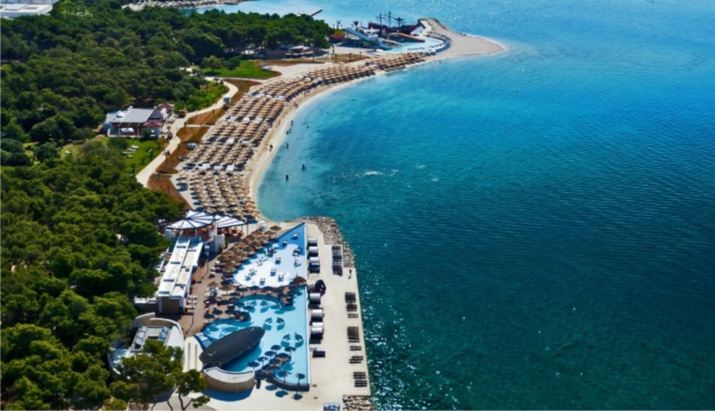 Apartment Simaris - Spacious With Terrace And Sea View Σίμπενικ Εξωτερικό φωτογραφία