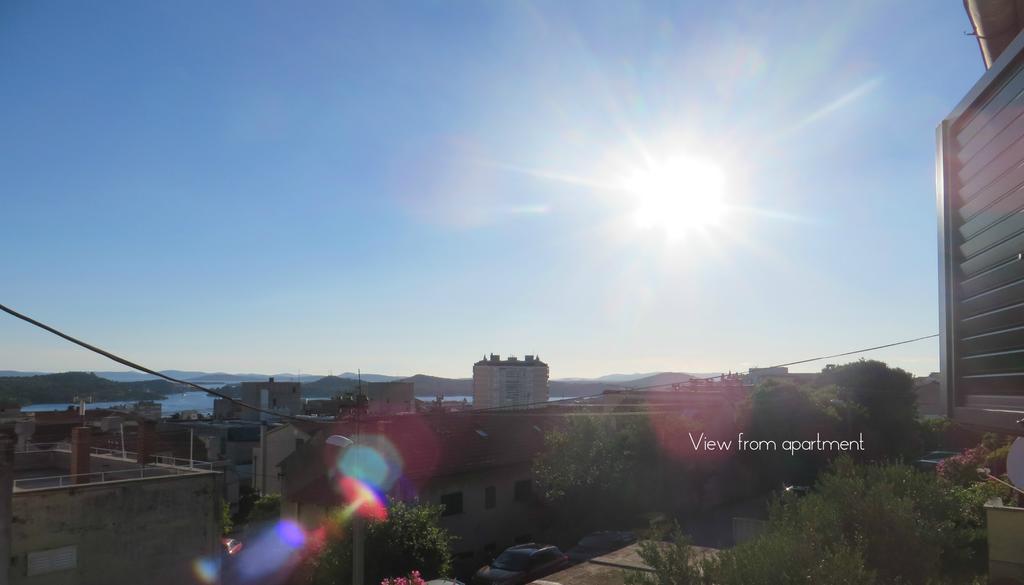 Apartment Simaris - Spacious With Terrace And Sea View Σίμπενικ Εξωτερικό φωτογραφία