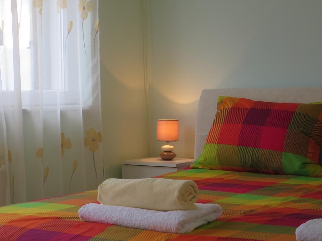 Apartment Simaris - Spacious With Terrace And Sea View Σίμπενικ Εξωτερικό φωτογραφία